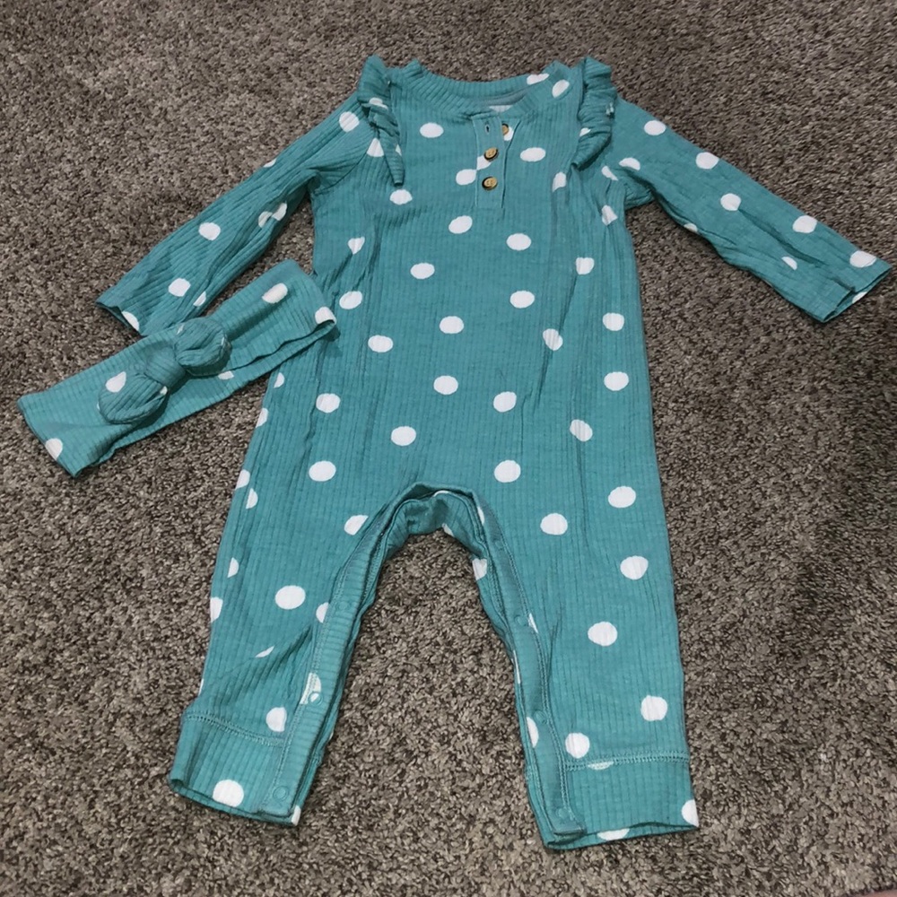 Cat and Jack 12m Romper w/bow